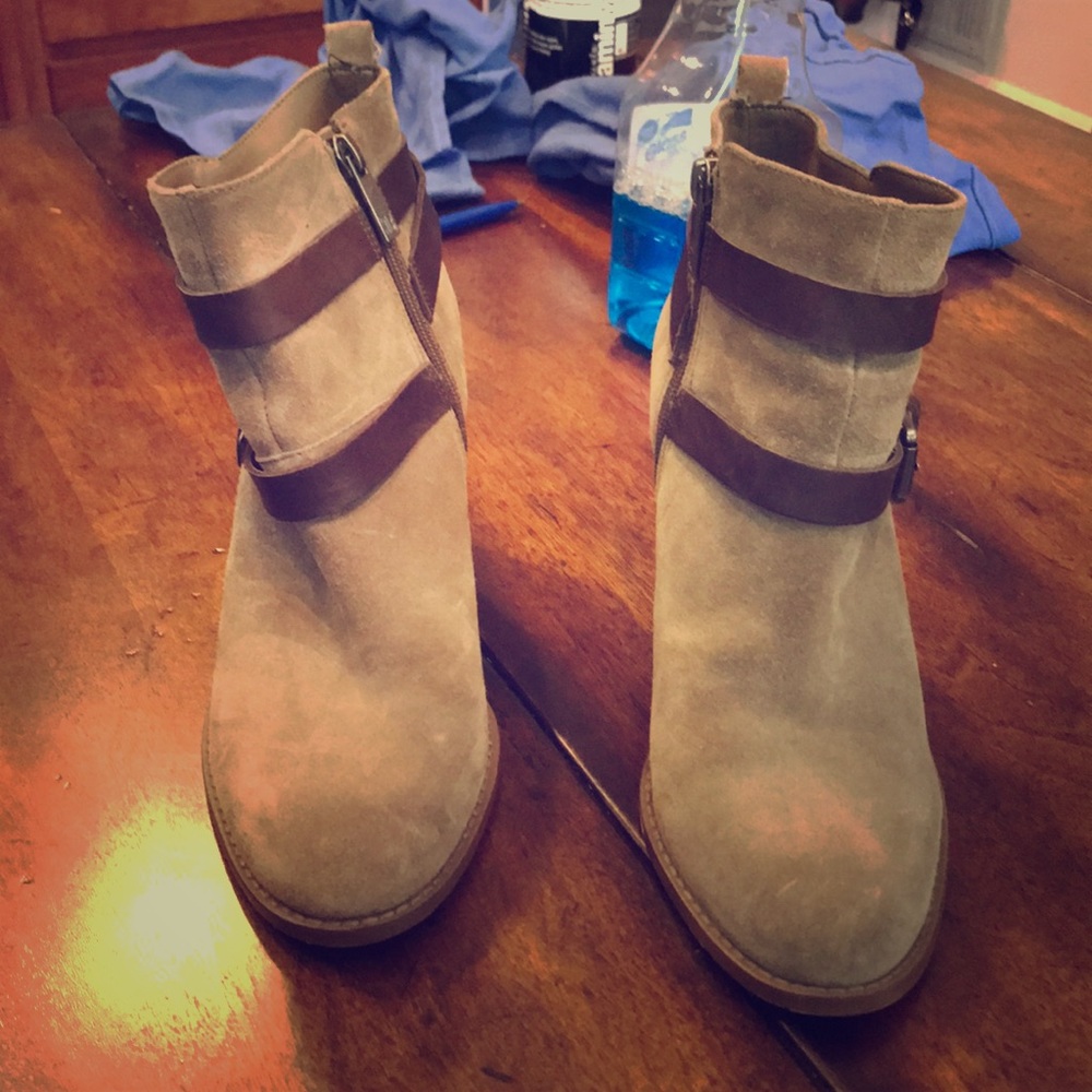 Ivanka Trump booties